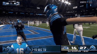 Jared 7 Yd Rec TD On ESPN Screen GIF