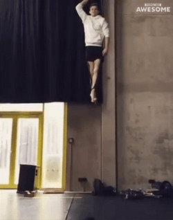 Jaw Dropping Drop Fall Splits Tied Noose GIF