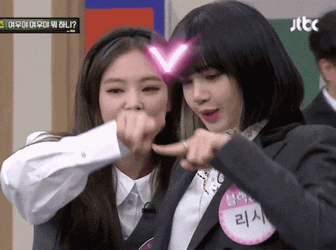 Jennie Lisa GIF