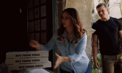 Jennifer Love Hewitt Pizza GIF