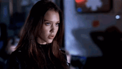 Jessica Alba Talking While Walking GIF