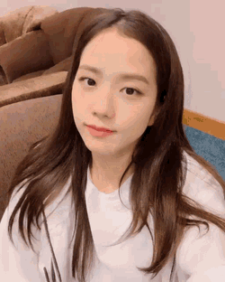Jisoo GIF