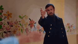 Justin Theroux Goodbye GIF