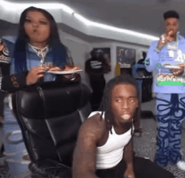 Kai Cenat Rapper Friends Eating GIF