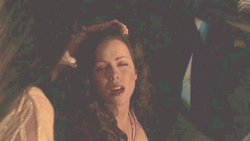 Kate Beckinsale Anna Valerious GIF