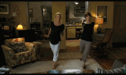 Kate Hudson And Ginnifer Goodwin Dancing GIF