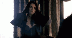 Katie Mcgrath Frontier 2016 Elizabeth Carruthers GIF