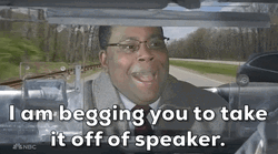 Kenan Thompson Talks To Uber GIF