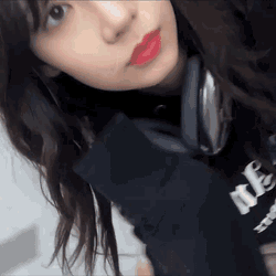 Kim Nakyoung Triple S GIF