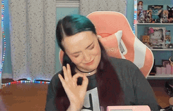Kirakira Krystal Doing Chef's Kiss GIF