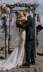 Kissing Couple Beach Marriage GIF
