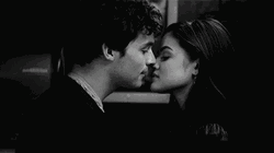 Kissing Pretty Little Liars GIF