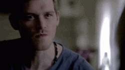Klaus Mikaelson Mad Talking Debate GIF