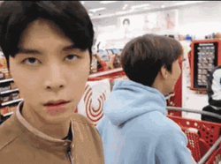 Korean Band Nct Johnny Very Funny  GIF