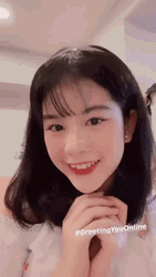 Korean Girl Greetings You Online