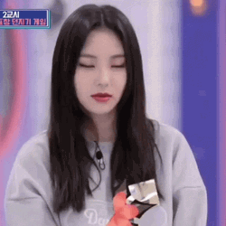 Korean Loona Jinsoul Faint GIF