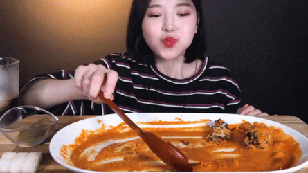 Korean Mukbang Finishing Big Plate Of Curry GIF