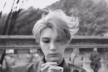 Kpop Dark Aesthetic GIF