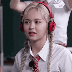Kpop Girl Miyeon Confused Meme GIF