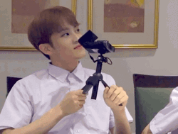 Kpop Idol Nct Mark Lee What Reaction GIF
