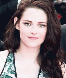Kristen Stewart Saying Hello GIF