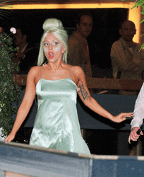 Lady Gaga Wat GIF