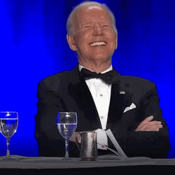 Laughing Joe Biden Aplausos Reaction GIF