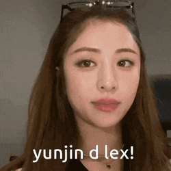 Le Sserafim Yunjin GIF