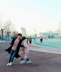 Lee Sung And Nam Joo Running