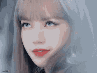 Lisa Blackpink GIF