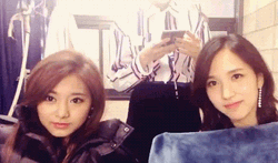 Live Twice Mina And Tzuyu Wink GIF