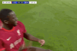 Liverpool Fc Sadio Mané Tapping Chest GIF