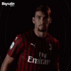 Lucas Paqueta Feinting GIF
