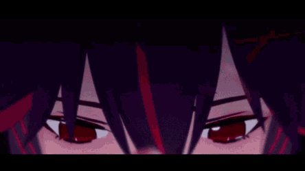 Lucia Plume GIF