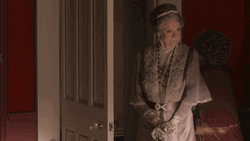 Maggie Smith Confused Looking Around GIF