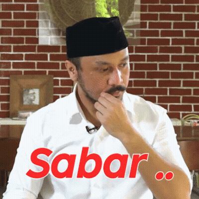 Man In Black Hat And White Shirt Saying Sabar GIF