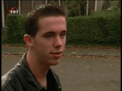 Man In Black Leather Jacket Says Zo Doen We Dat GIF