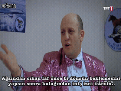 Man In Black Says Bunu Bir Daha Sorma Mecnun GIF