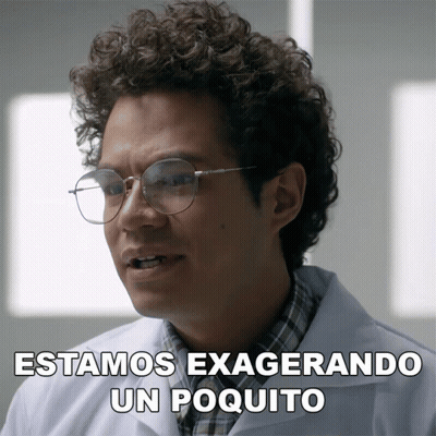 Man In Glasses And Lab Coat Estamos Exagerando Un Poquito GIF