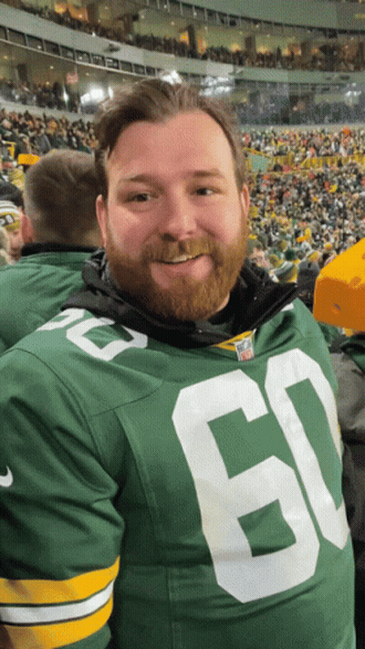 Man In Green Jersey Number 60 GIF