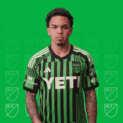 Man In Green Jersey Saying Yeti GIF