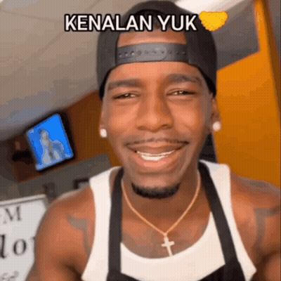 Man In Hat And Apron Smiling Kenalan Yuk GIF