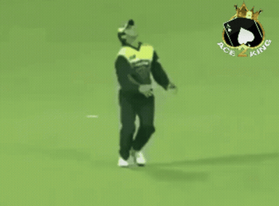 Man In Number 6 Jersey On Field GIF