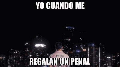 Man In Pink Shirt Yo Cuando Me Regalan Un Penal GIF