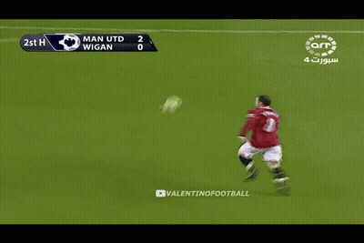 Man In Red Jersey Number 8 GIF