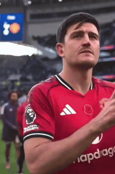 Man In Red Shirt Saying Napadrage GIF