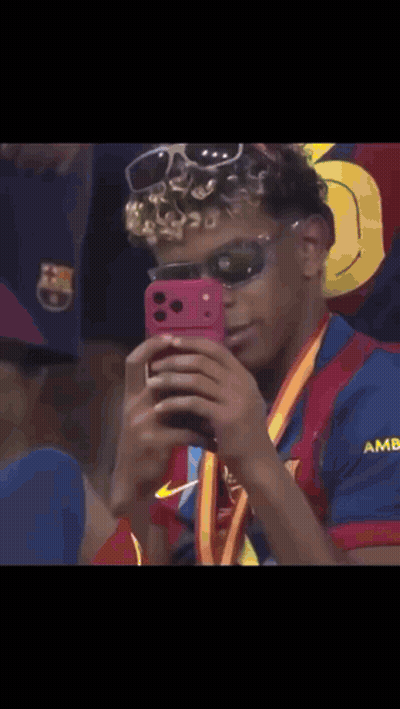 Man In Red Shirt With Number 08-06 GIF