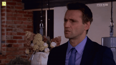 Man In Suit And Tie On TVP1 HD GIF