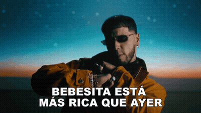 Man In Sunglasses And Yellow Jacket Bebesita Está Más Rica Que Ayer GIF