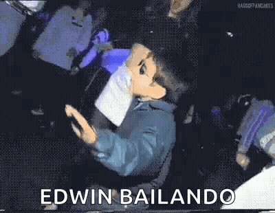 Man In Sunglasses Dancing Edwin Bailando GIF